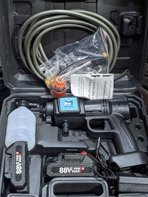 A picture of Pressure washers gun 0678405995