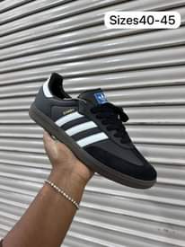 A picture of Sneakers in all brands at 180k.