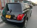 A picture of TOYOTA IST