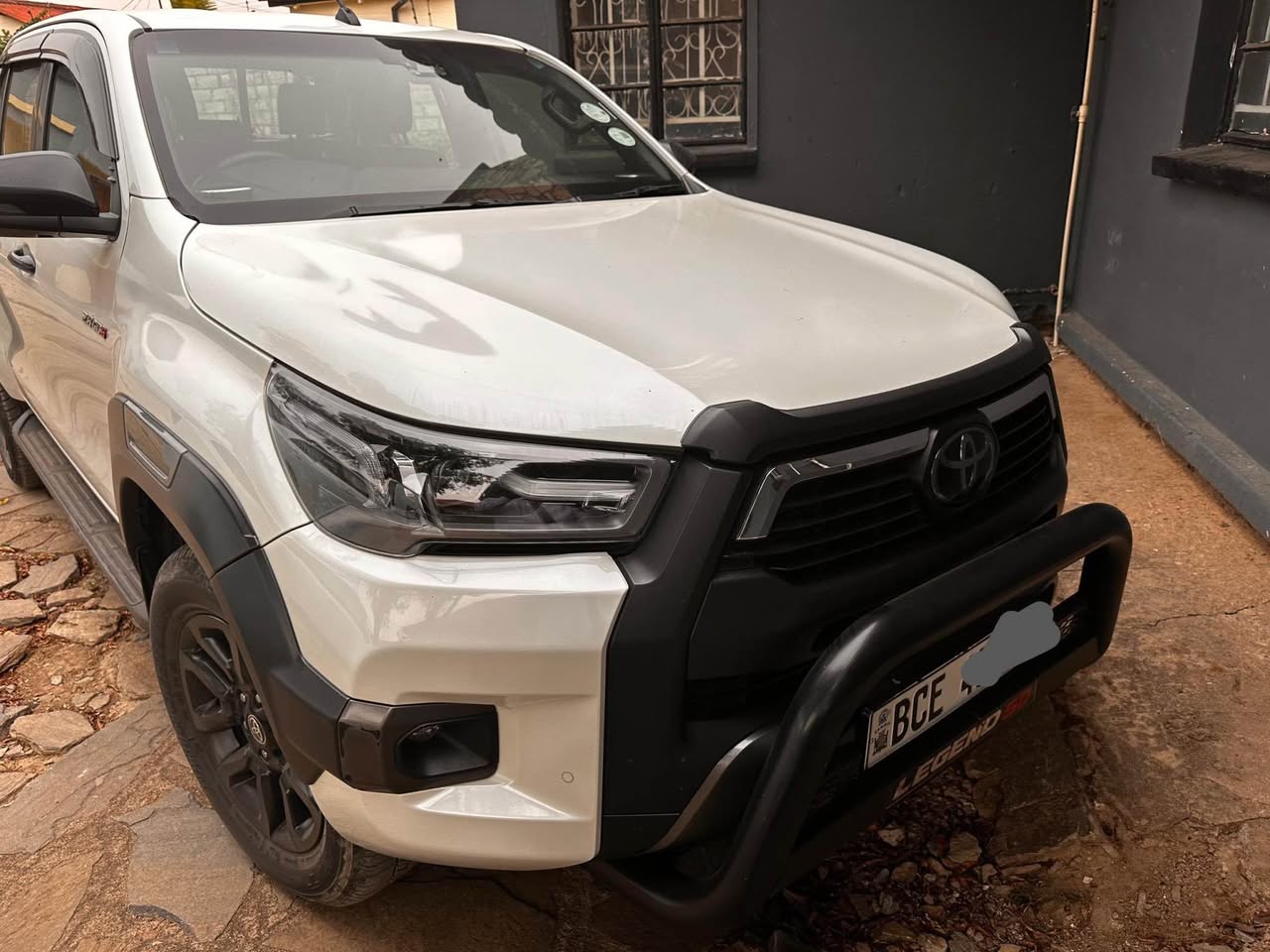 used toyota hilux