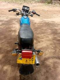 A picture of Kibao cc125 kinauzwa mbagala zakhem lak 4 80
