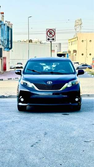 A picture of SIENNA 2013 FULL OPTION for contact 0588669516
