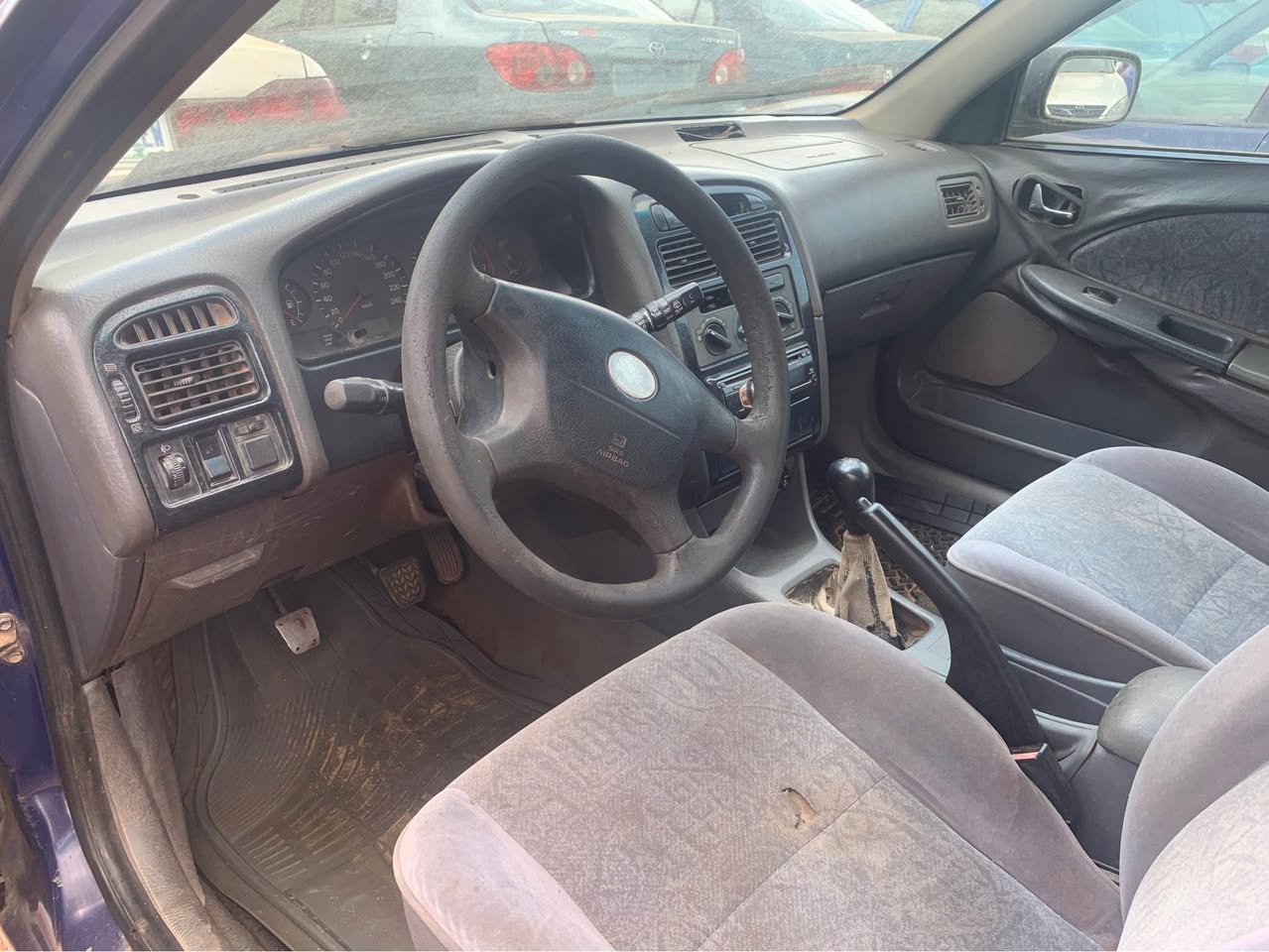 A picture of TOYOTA AVENSIS WAGON FOR SALE Body needs little work AC