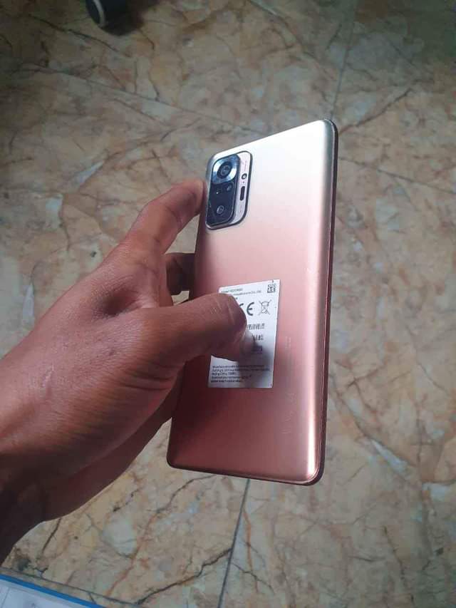 A picture of Clean Redmi note 10 pro rose GOLD