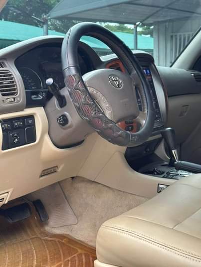 A picture of Super clean 2005 upgraded to 2020 Toyota Land Cruiser going
