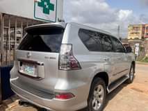 A picture of Lexus GX460