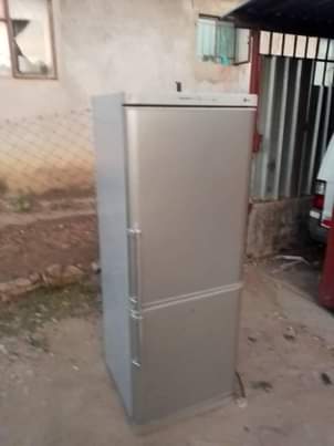 classifieds/fridges