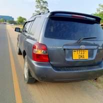 A picture of Toyota KLUGER