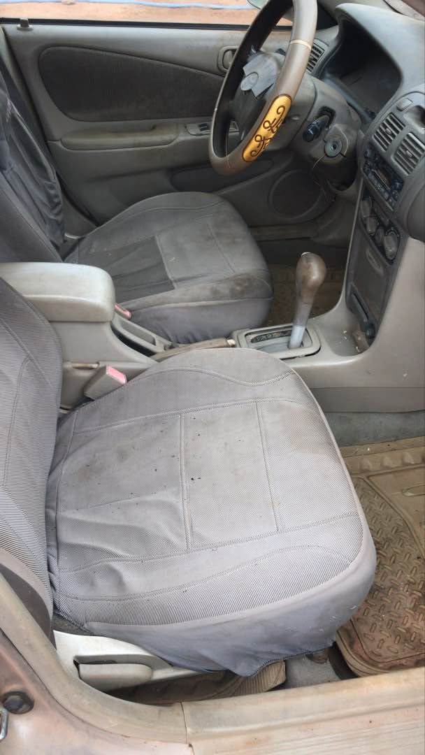 A picture of Distress Toyota Corolla 2001