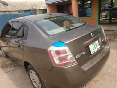 A picture of 2008 Nissan Sentra Sl