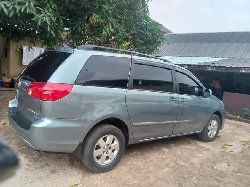 A picture of Buy and drive First user Come with a good mechanic