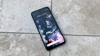 A picture of Google pixel 4xl