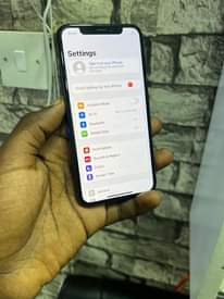 A picture of IPhone x