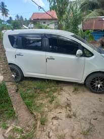 A picture of Toyota ractis