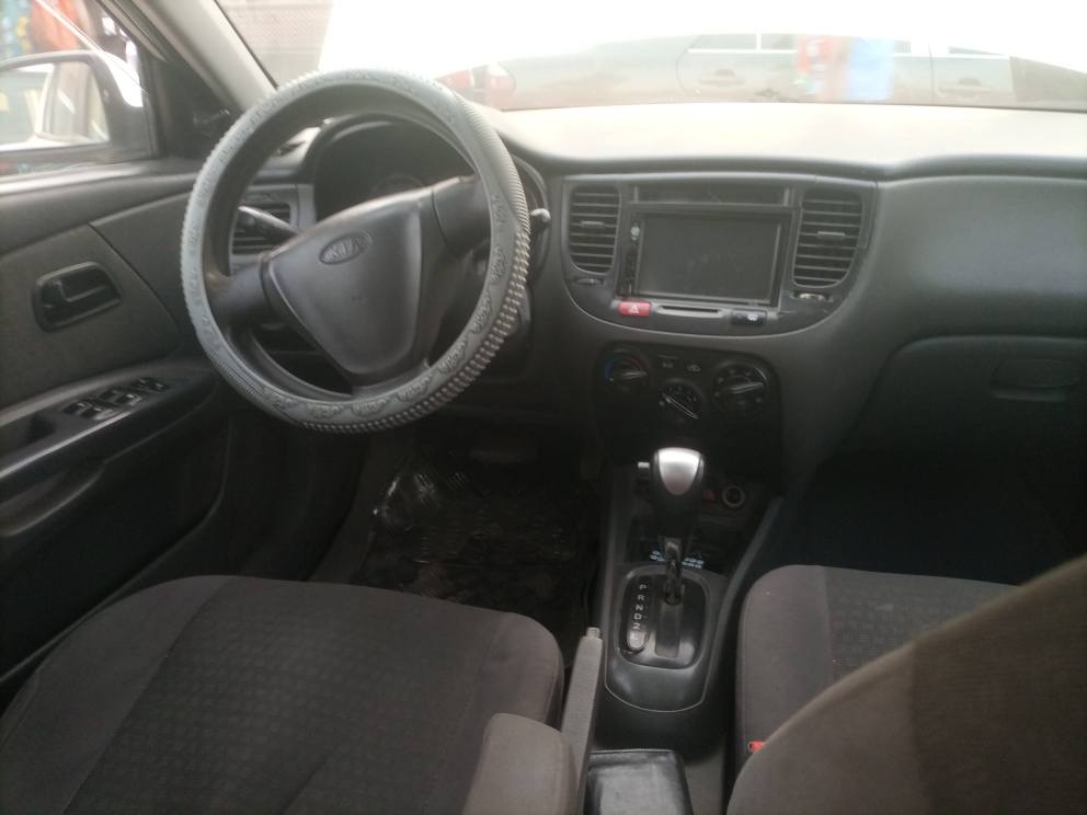 A picture of Clean use Kia Rio 2008