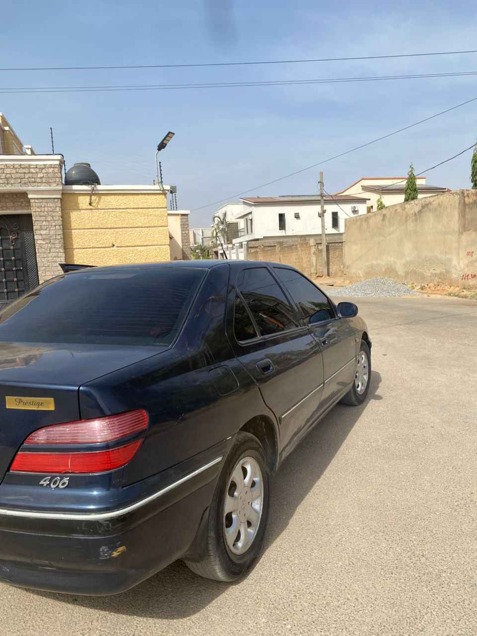 A picture of CAR