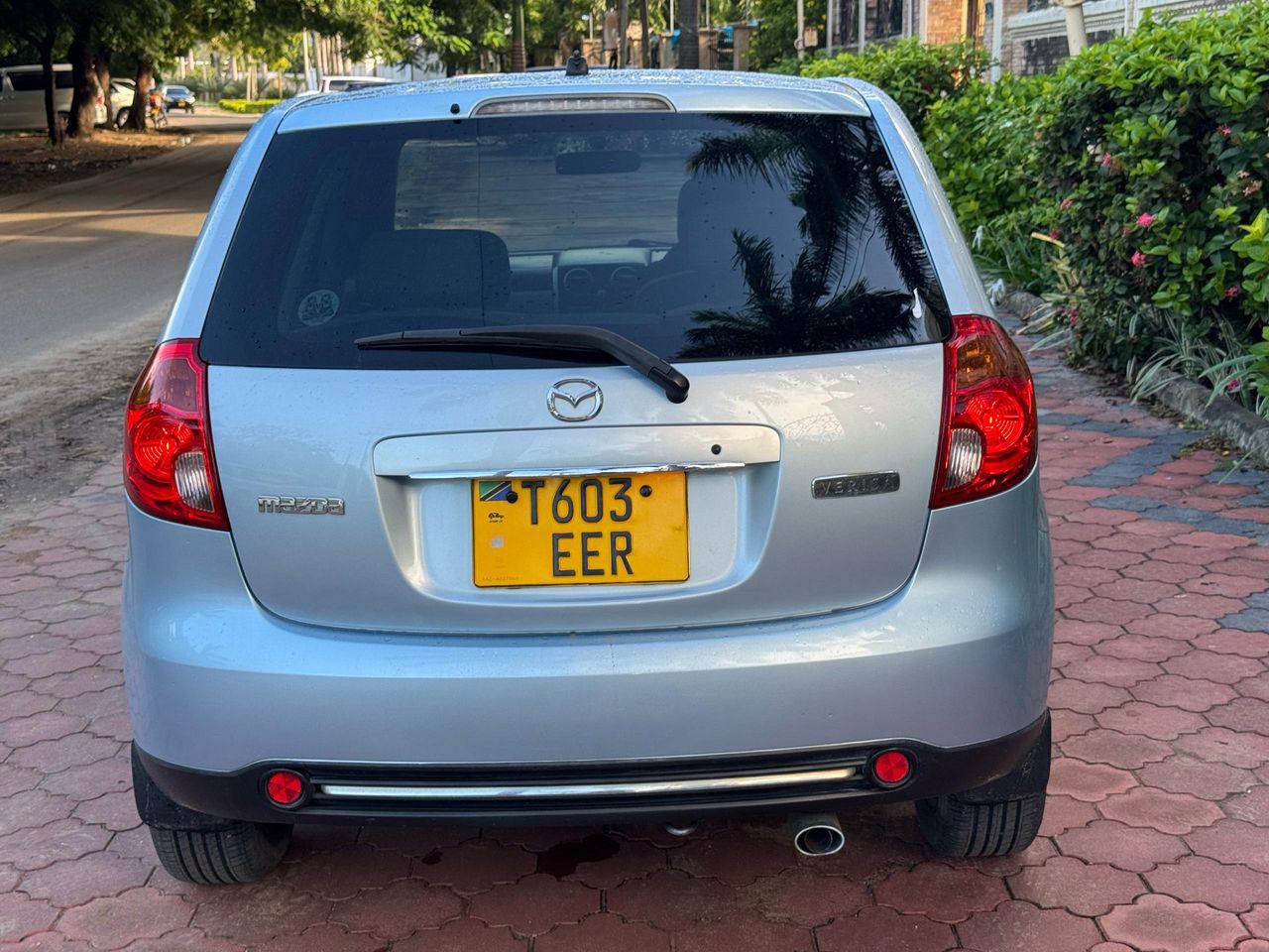 A picture of MAZDA VERISA INAUZWA PRICE 14.8MLS CALL O693468835 