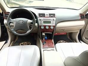 A picture of Toyota Camry Spider 2010 Four Cylinders Venza engine First body