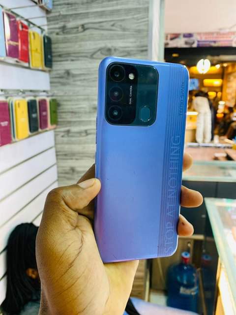 A picture of Spark 8c