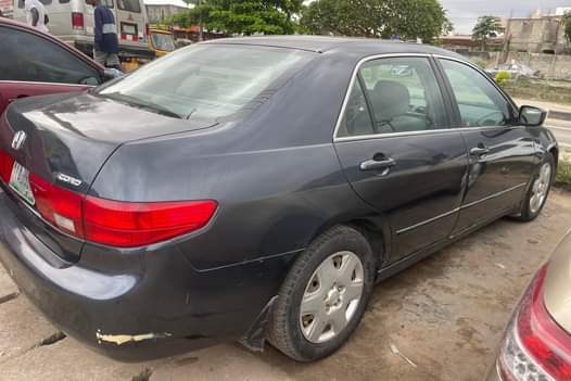 A picture of 2005 Honda accord