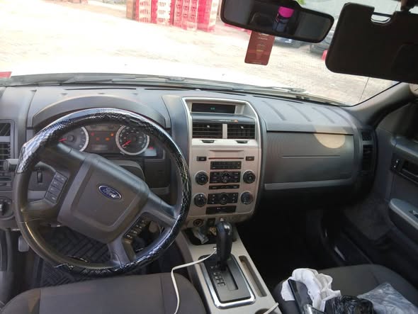 A picture of Ford escape xlt 2010