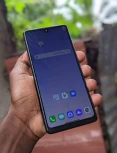 A picture of LG stylo 6