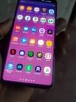 A picture of SAMSUNG S10