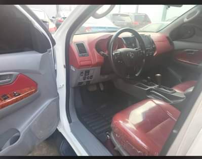 A picture of Toyota Hillux 2014 upgraded