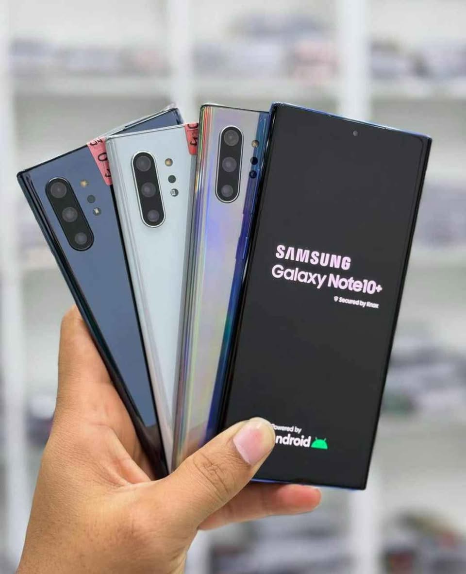 A picture of Galaxy note 10 