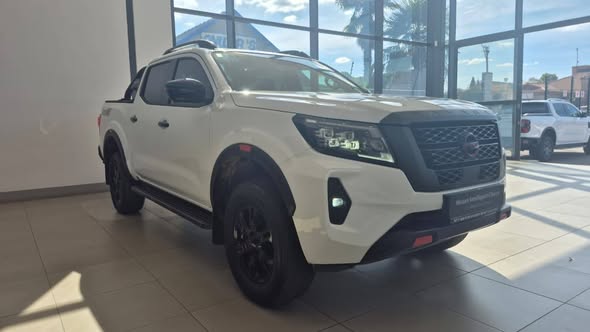 used nissan navara
