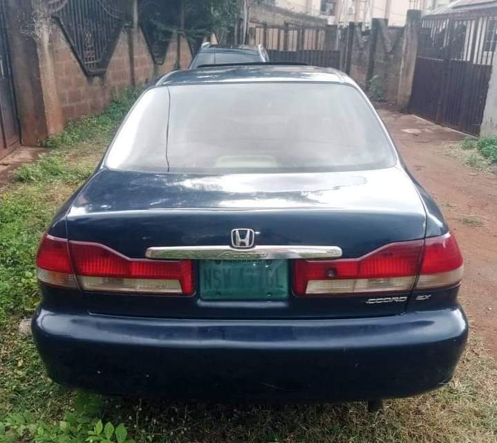 A picture of 2000 Honda Accord