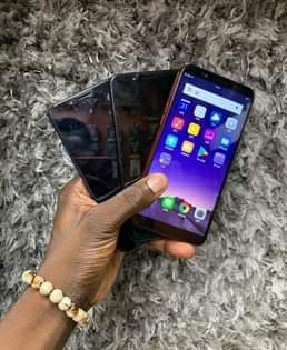 A picture of njoo uokote oppo duos ram 6gb storage 128gb network 4g