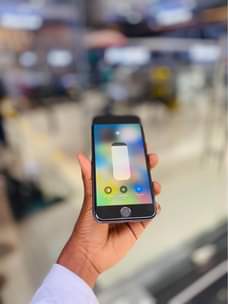 A picture of Iphone 8 256gb