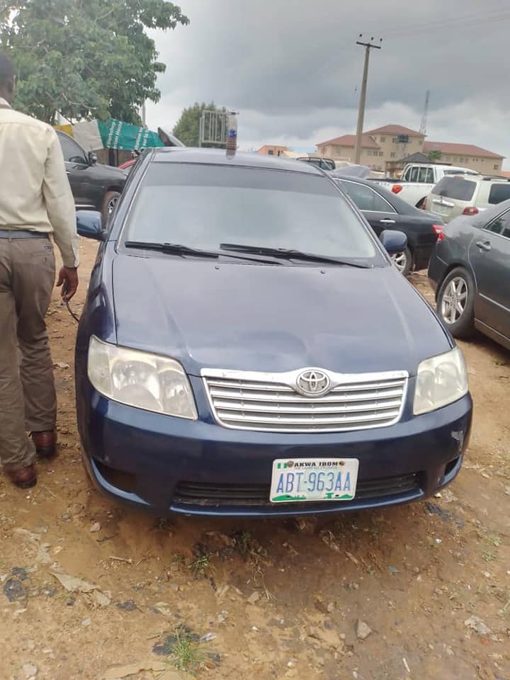 A picture of Toyota Camry bank type