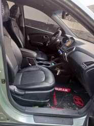 A picture of ELSTAR AUTOS Super Sharp Hyundai IX35 2013 Model Engine Gear