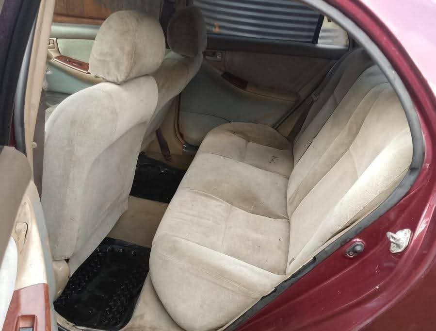 A picture of 2004 Toyota corolla