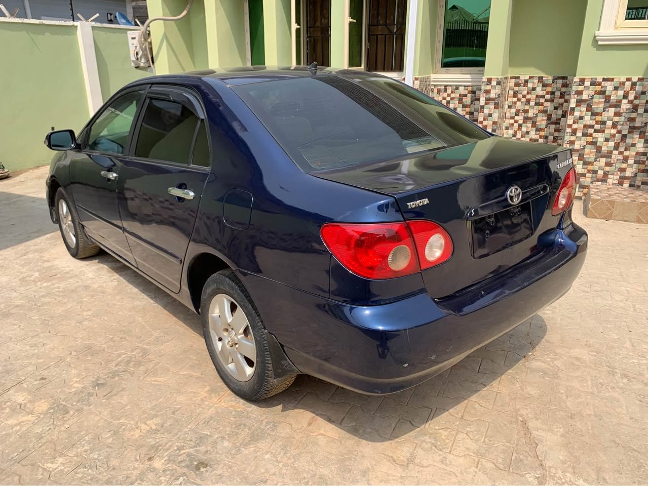 A picture of Toyota Corolla 07