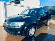 A picture of 07 Mitsubishi Outlander