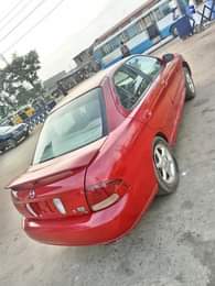 A picture of URGENT SALE Clean Reg 03 Nissan Sentra 4 plugs fabrics