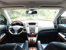 A picture of 2005 Lexus Rx 330 extremely clean Very clean Leather interior