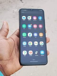 A picture of SAMSUNG a04e