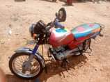 A picture of Bajaj for sale 3M Call. Or. Whatsapp 0772995758. 0772995758 0756911039.