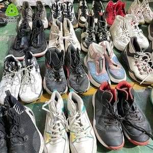 Second hand fashion basketball shoes