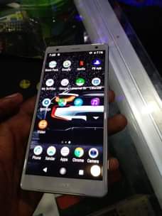 A picture of Sony xperia xz3 64gb