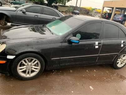 A picture of Distress sell c280 first body for buy and drive