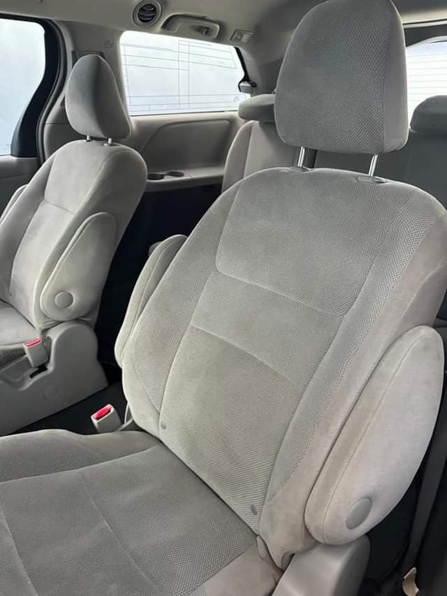 A picture of 2016 sienna 09034098996