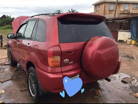 A picture of Toyota Rav 4