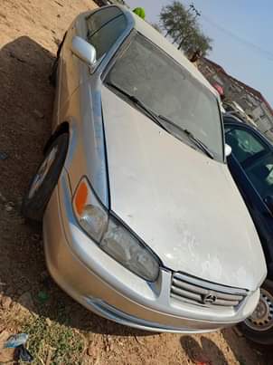A picture of Toyota Camry big light