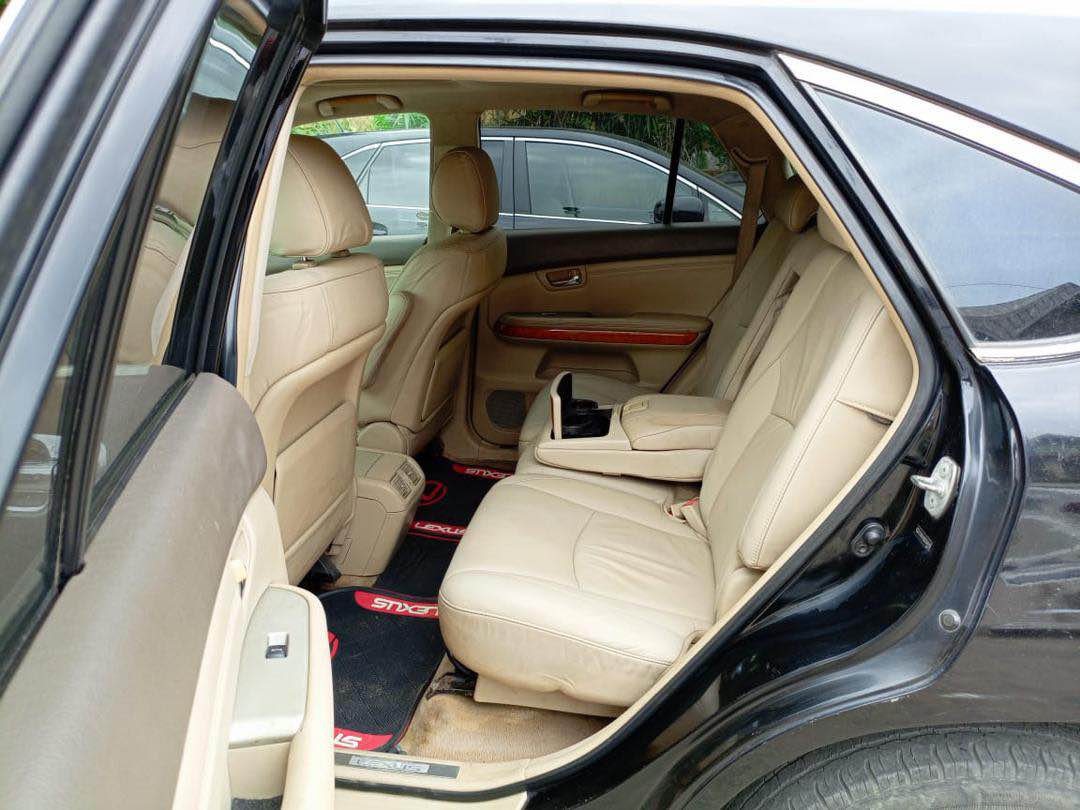 A picture of Registered 2005 Lexus Rx330 available for sale