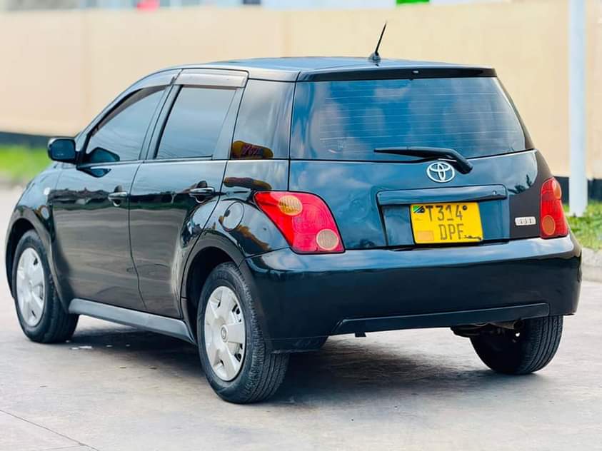 A picture of Toyota ist